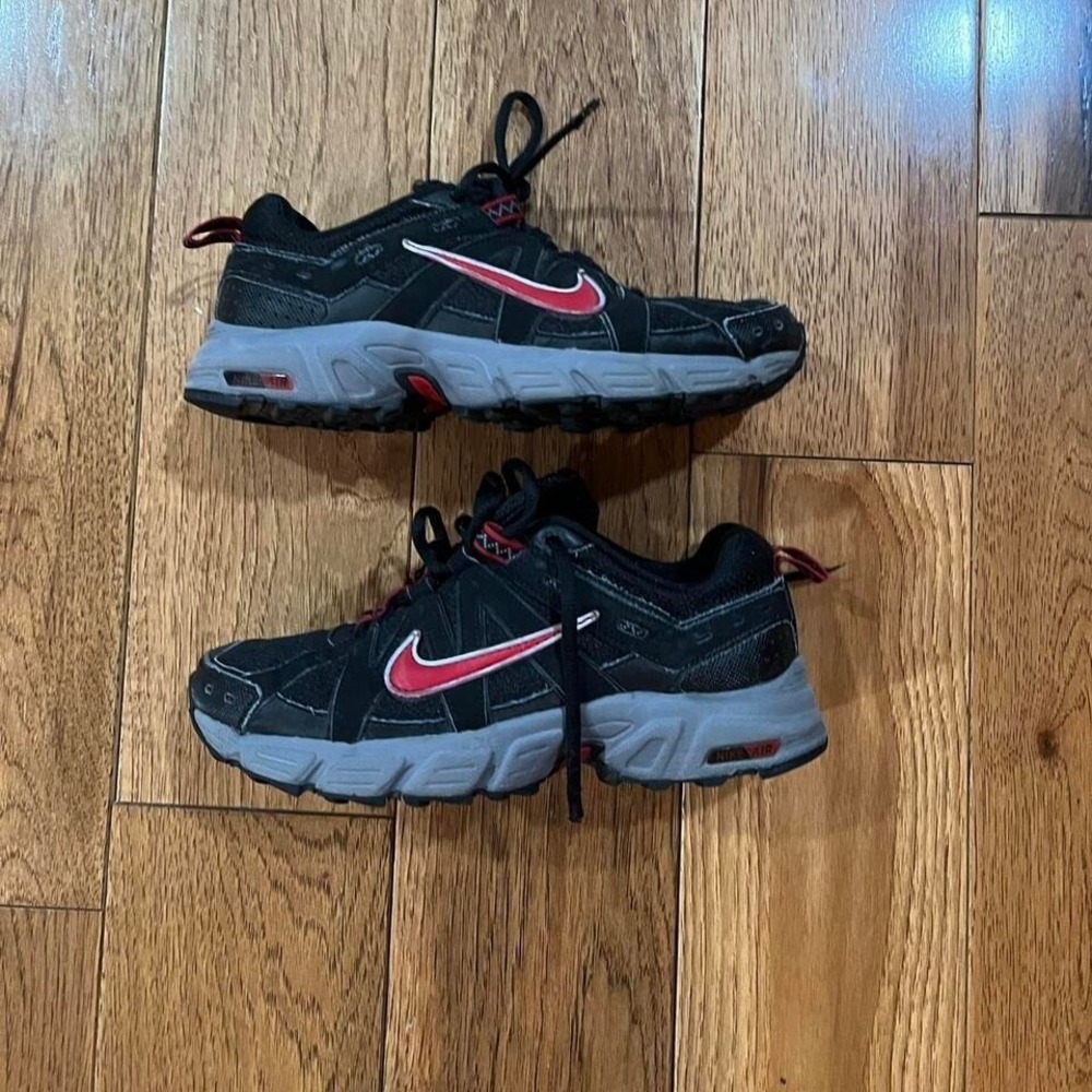 Y2K Nike ACG Alvord 8 sneakers size 7w